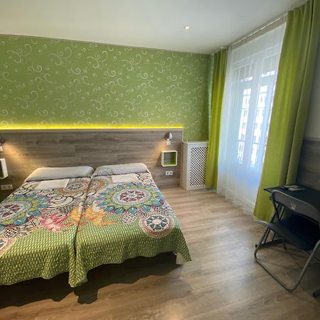 Auberge de jeunesse Muchomadrid Extérieur photo