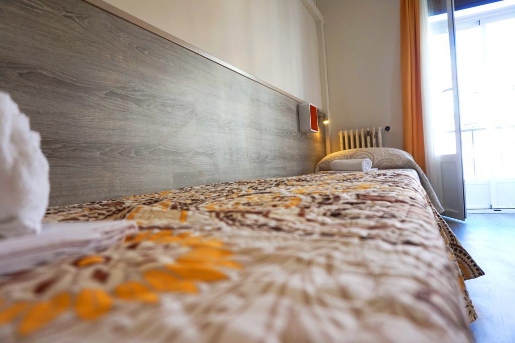 Auberge de jeunesse Muchomadrid Extérieur photo