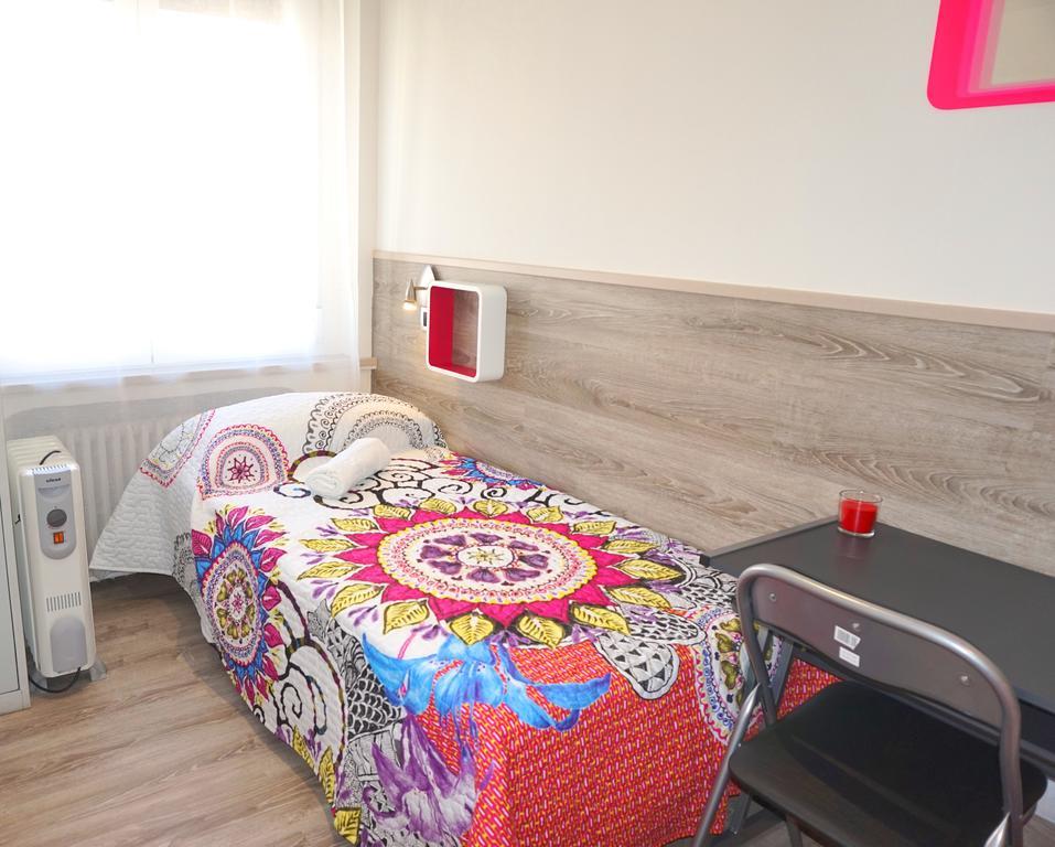 Auberge de jeunesse Muchomadrid Extérieur photo