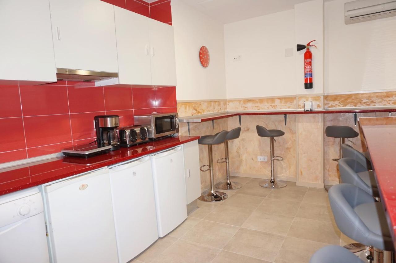 Auberge de jeunesse Muchomadrid Extérieur photo