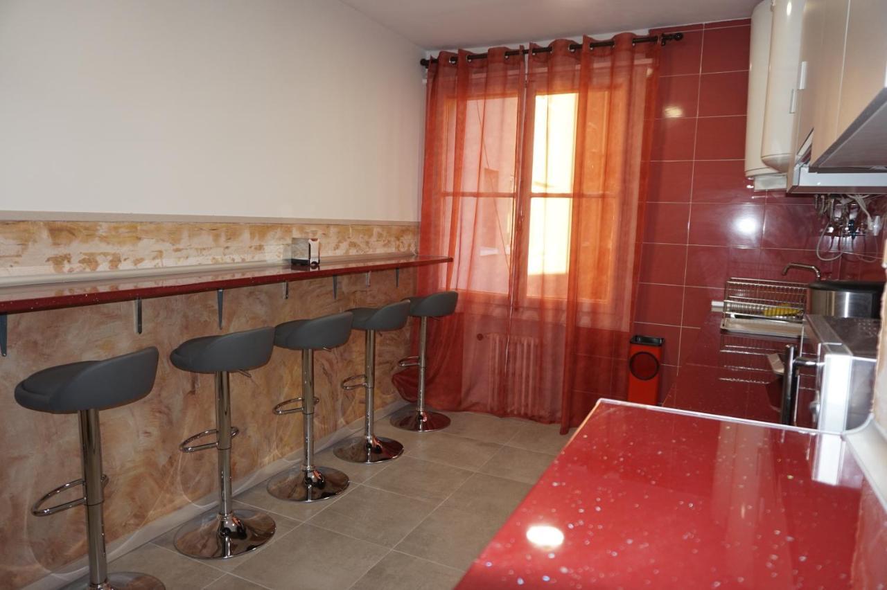 Auberge de jeunesse Muchomadrid Extérieur photo