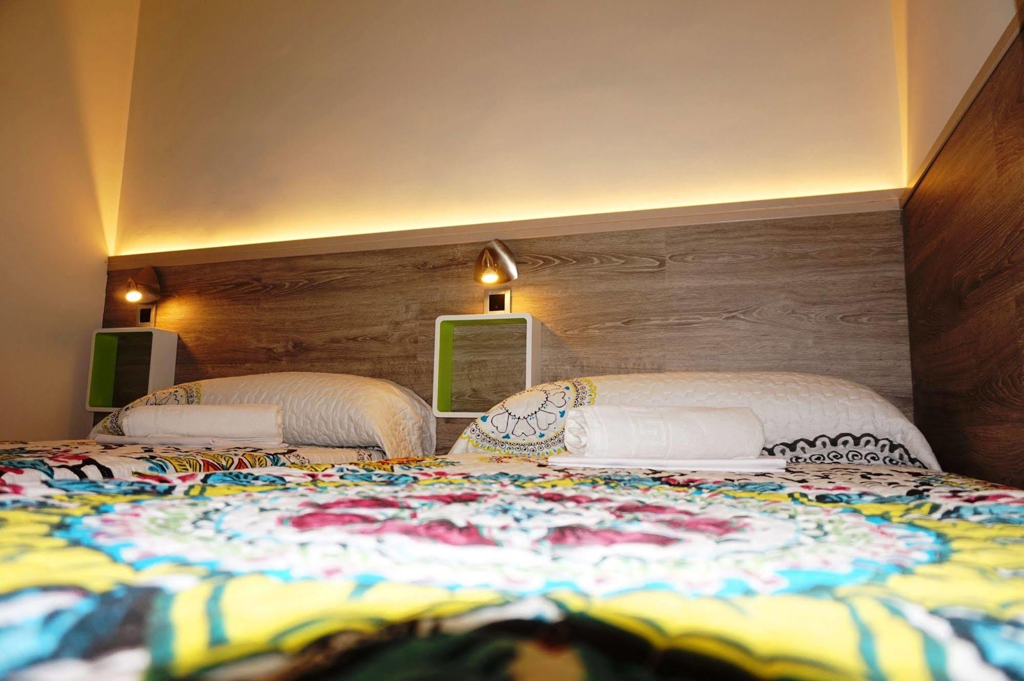 Auberge de jeunesse Muchomadrid Extérieur photo