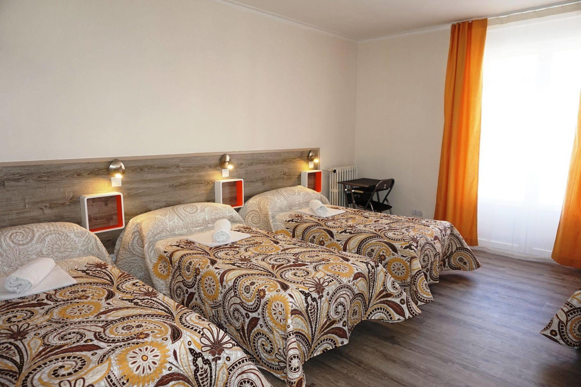 Auberge de jeunesse Muchomadrid Extérieur photo